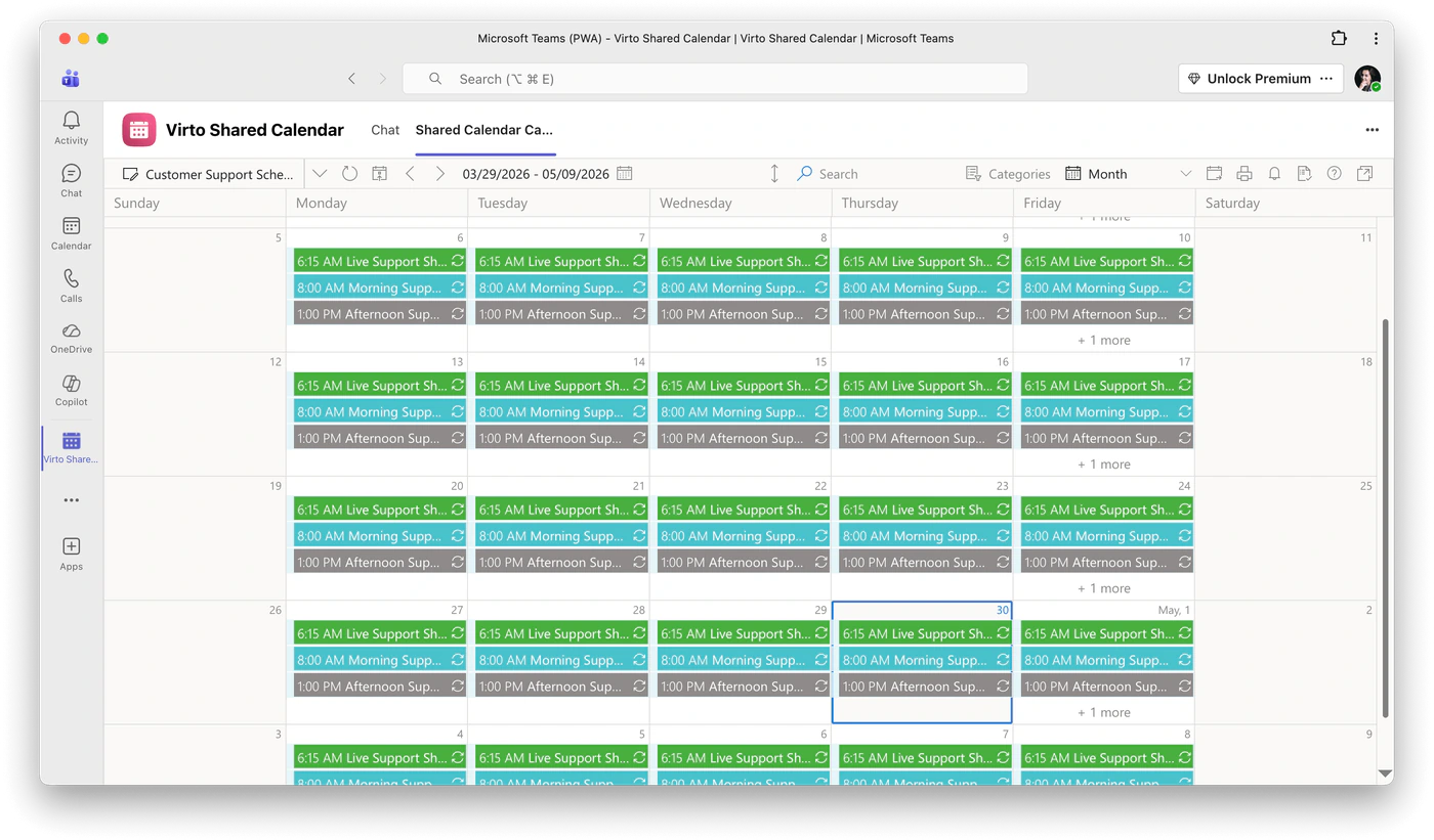 Ein geteilter Support-Dienstplan mit wiederkehrenden Vormittags- und Nachmittagsschichten, geöffnet als Registerkarte von Virto Shared Calendar in Microsoft Teams